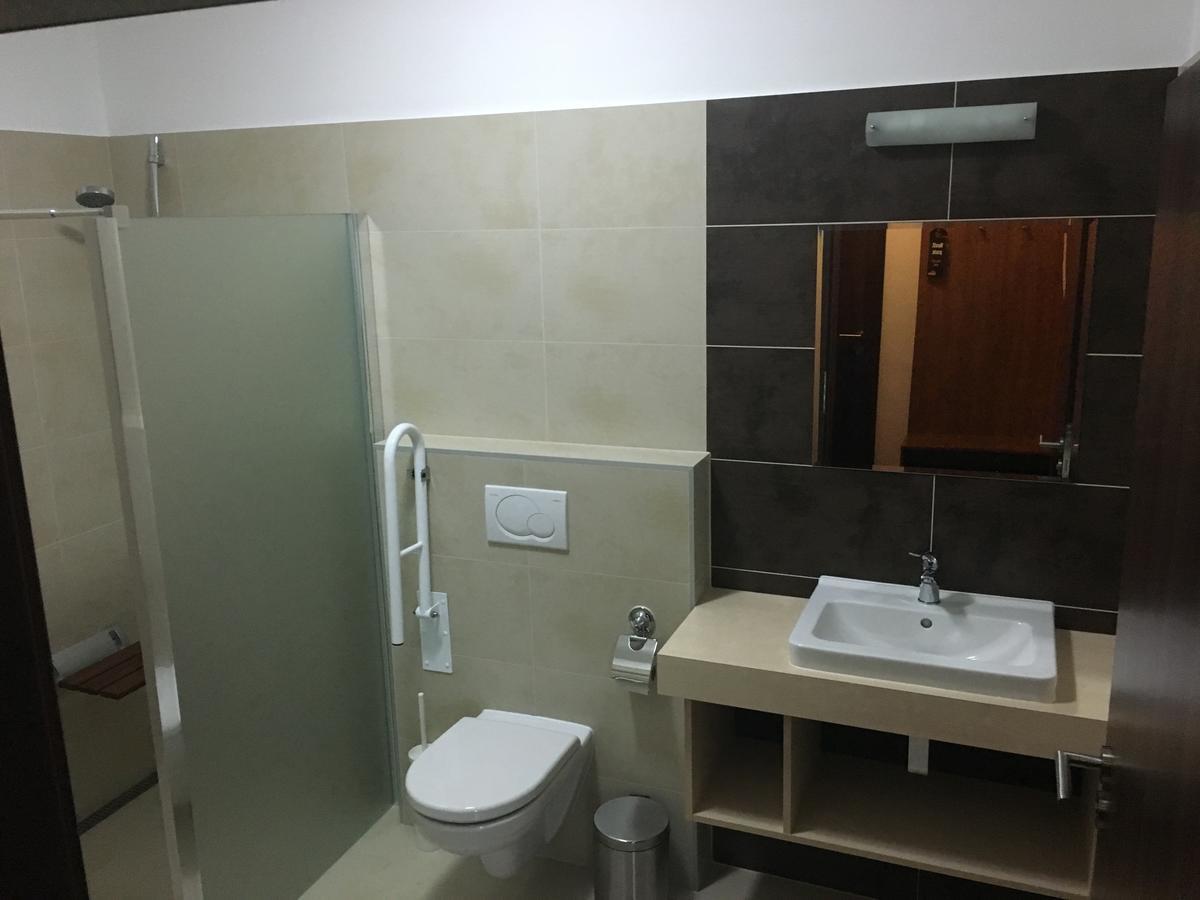 Penzion Hermina Veselí nad Moravou Esterno foto