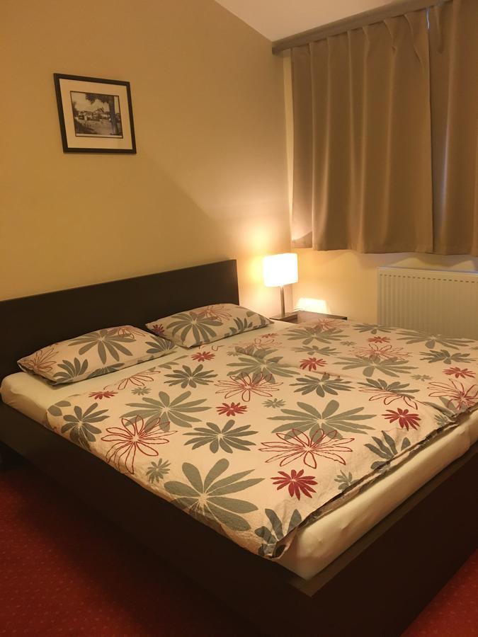 Penzion Hermina Veselí nad Moravou Esterno foto